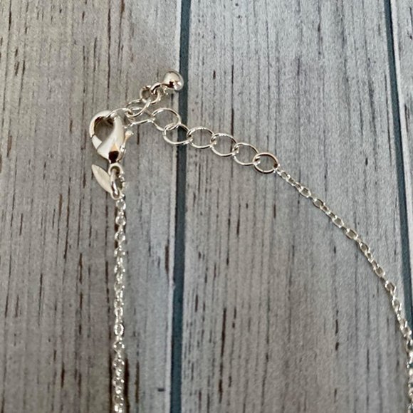 Avon Necklace and bracelet set - Picture 7 of 9